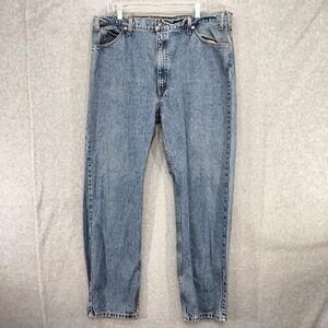 Levi's 505 Straight Leg Jeans Mens Size 42 x 32 Medium Wash Regular Fit Vintage